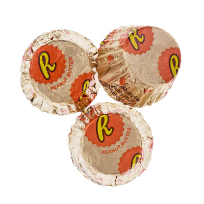 Reese's Soccer Heart Tins with Reese's Candy 3.7oz - 6ct