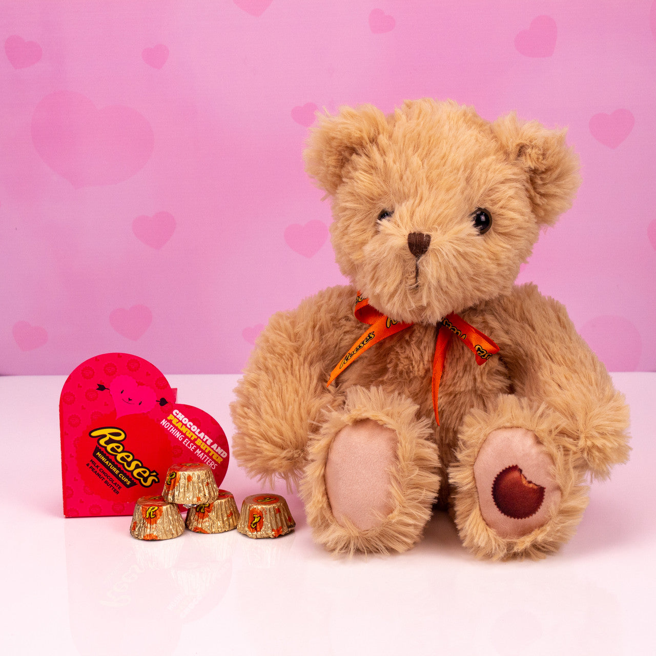 Kisses and Reese's Valentine's Day Heart Box Plush Bear 1.2oz - 4ct